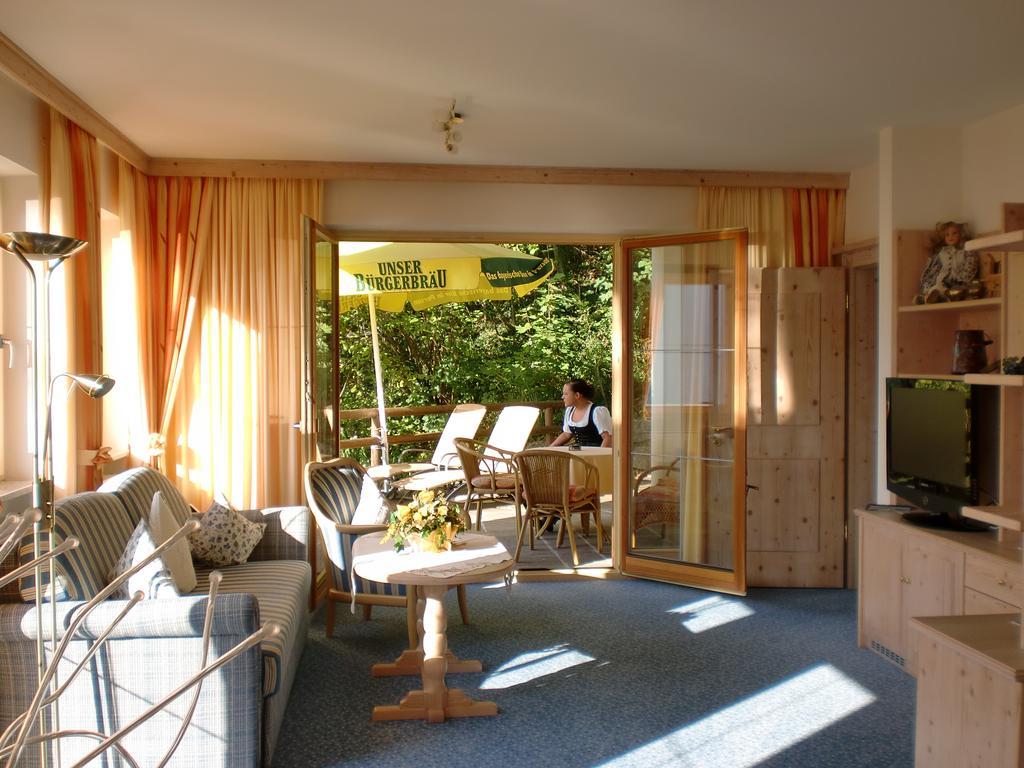 Hotel Restaurant Neu Meran Bad Reichenhall Zimmer foto
